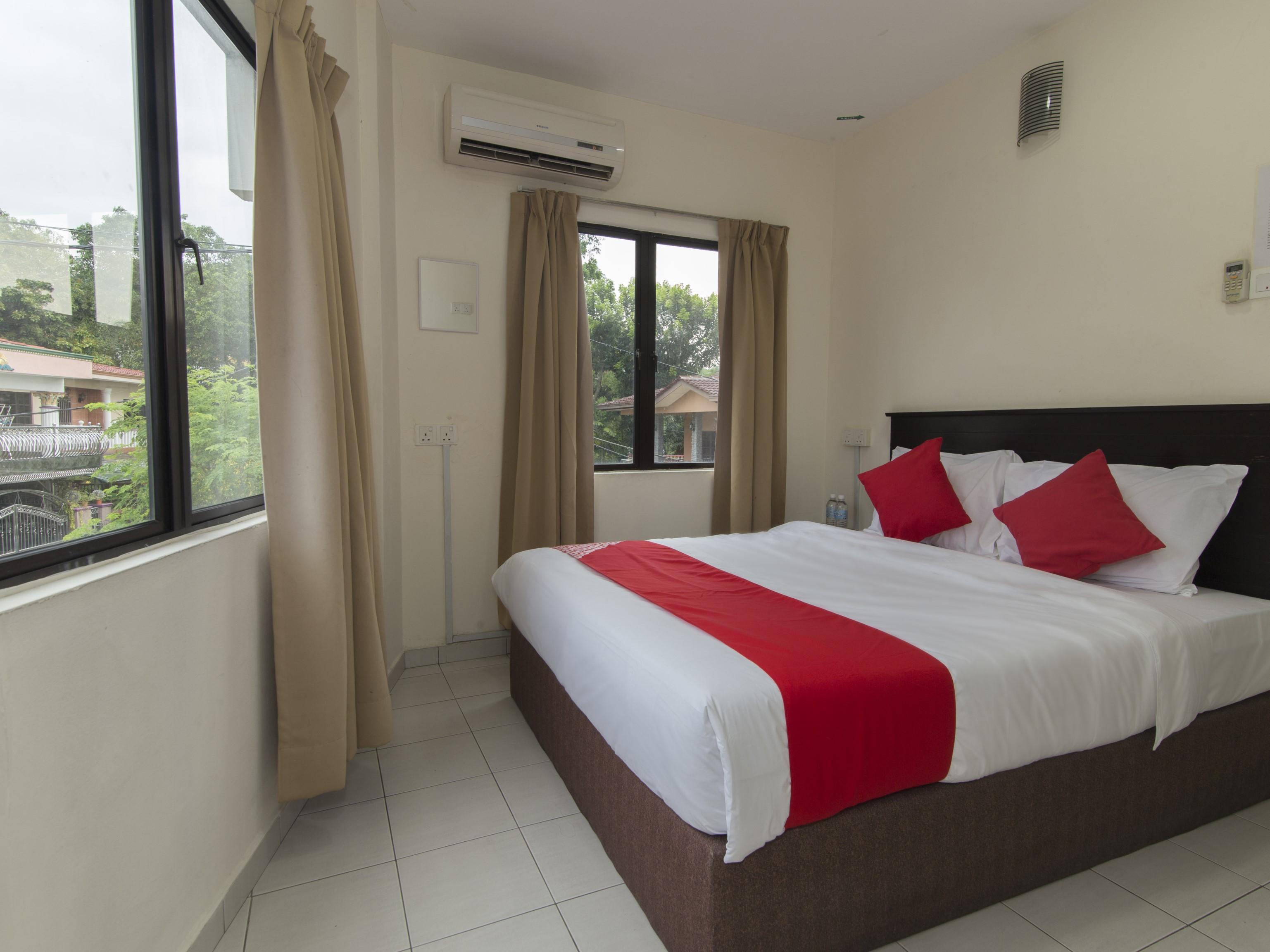 Oyo 91130 Hotel 91 Bukit Mewah Kajang Exterior photo